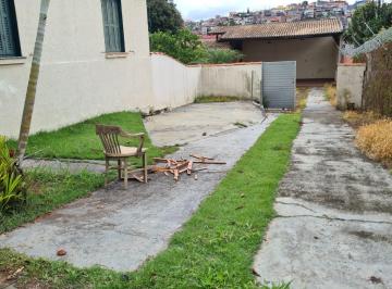 Comercial de 2 quartos, Cotia · PRÓXIMO A PREFEITURA E FÓRUM TERRENO COM CASA ANTIGA PARA VENDA OU LOCAÇÃO