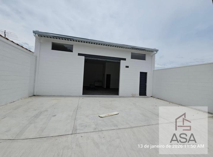 Foto do imóvel - Salão comercial para locação em vila são paulo (botujuru) Salão com 70m2 2 banheiros Garagem.