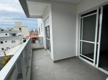 Apartamento · 85m² · 3 Quartos · 1 Vaga · Apartamento 3 Quartos com Piscina - 200m da praia