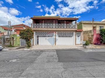 Casa · 140m² · 2 Quartos · 3 Vagas · Oportunidade Única de Investimento na Vila Jaguara: Imóvel de Renda com 6 Unidades Independentes!