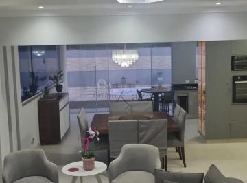Casa · 300m² · 4 Quartos · 4 Vagas · Casa em Condomínio - Jardim Crystal Park - Residencial Crystal Park - 4 Dormitórios - 229m².