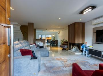 Casa · 165m² · 3 Quartos · 2 Vagas · Casa em Hípica