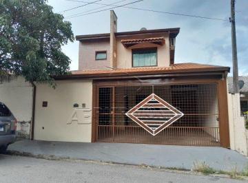 Casa · 207m² · 3 Quartos · CASA 2 QUARTOS CENTRAL PARQUE