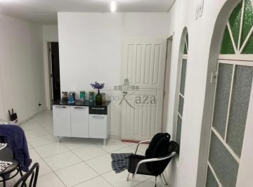 Comercial · 200m² · 3 Quartos · 2 Vagas · Oportunidade - Casa Comercial - Vila Ema - 200m².