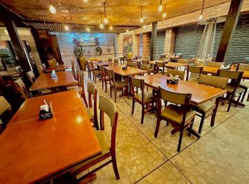 Comercial · 400m² · 2 Vagas · Oportunidade - Fundo de Comercio - Jardim Nova América - 300m².