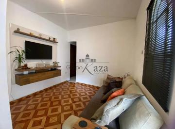 Casa · 306m² · 4 Quartos · 3 Vagas · Oportunidade - Casa Terrea - Jardim Satélite - 4 Dormitórios - 306m².