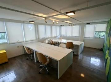 Comercial · 220m² · 2 Vagas · Vila Madalena! Loja em Prédio Multiusuário! Oportunidade!