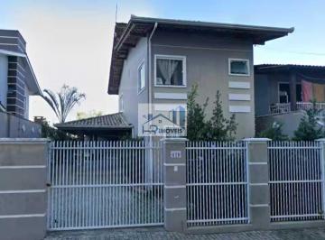 Casa · 2 Quartos · 2 Vagas · Casa para Temporada no bairro Itacolomi - Balneário Piçarras/SC