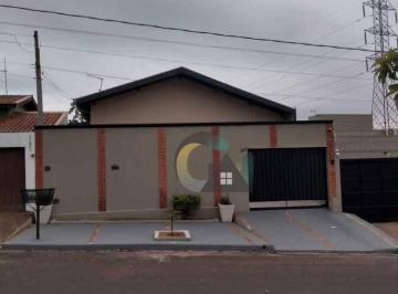 919128b2166dbba2a80ae7e42ea1666a26909205 · Casa com 3 dormitórios à venda, 149 m² por R$ 340.000 - Jardim Arizona - Barretos/SP