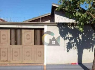 a1901c2fb6e251b93f7a1c2d2219c24a52fccb9d · Casa com 3 dormitórios à venda, 151 m² por R$ 350.000 - Centro - Barretos/SP
