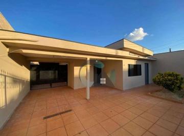 e3289e2348ff7b5f207b11598870291469edc4df · Casa com 3 dormitórios à venda, 142 m² por R$ 310.000 - Bela Vista - Barretos/SP