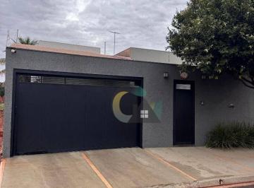 b22740669db82bd5966ba264f3f090024e190a1f · Casa com 3 dormitórios à venda, 171 m² por R$ 590.000,00 - Derby Clube - Barretos/SP