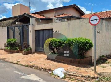 d345cc783d4f075ad236826674a852368bdf21fe · Casa com 2 dormitórios à venda, 149 m² por R$ 280.000 - América - Barretos/SP