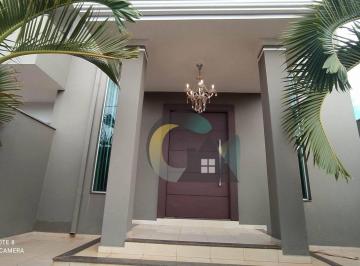 ebc97802008ec487a3e9a7e539bb6bf44ab2fdbe · Casa com 3 dormitórios, 563 m² - venda por R$ 1.800.000,00 ou aluguel por R$ 8.000,00/mês - Centro -