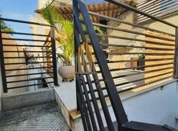 Casa · 144m² · 3 Quartos · 1 Vaga · Imperdível Casa à Venda em São Paulo - Vila Clementino: 3 Quartos, 1 Suíte, 2 Ba