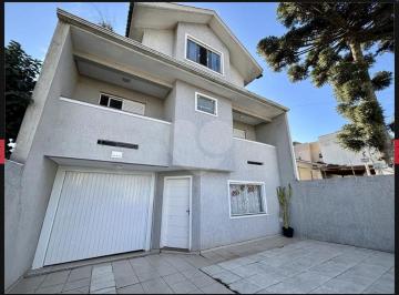 Casa de 3 quartos, Curitiba · Casa com 3 quartos em Boa Vista, 329 m² à venda
