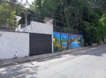 24ac5baeef857c24e36665d39e0683de150a7db5 · Casa Ampla Recém-Reformada com Quintal de 120m², Edícula, Área Gourmet e 3 Vagas – Próxima ao Metrô 