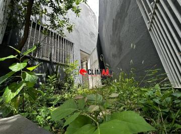 f64f61008a44e080a6a0c1f42eb325fa1850899d · Sobrado em Alto da Lapa com 80m² úteis, 150m² de terreno, 3 dorm. e jardim - Zona Oeste SP