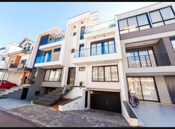 Casa de 2 quartos, Curitiba · Casa em condomínio de 214m² a venda no Pinheirinho