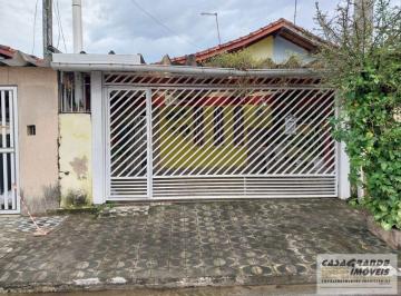 Casa de 1 quarto, Praia Grande · Casa geminada, situada no bairro Maracanã, possuindo 01 dormitório,