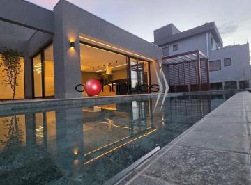 Foto 01 · Venda de Casa em Condomínio de Luxo em Lagoa Santa-MG - 4 quartos, 2 suítes, 271m² - Imperdível!