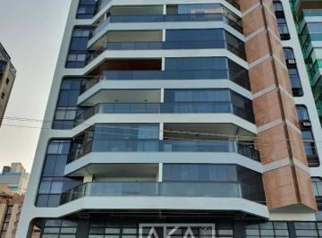 Apartamento de 4 quartos, Vila Velha · Apartamento FRETE MAR na PRAIA da Costa, 272 M², 4 quartos, 2 suítes.