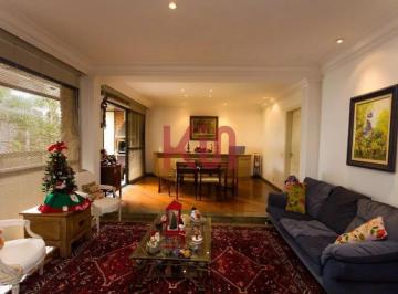 Foto 01 · Luxuoso Apartamento de 4 Quartos e 3 Suítes no Real Parque, São Paulo-SP: 246m², 5 Banheiros e 4 Vag