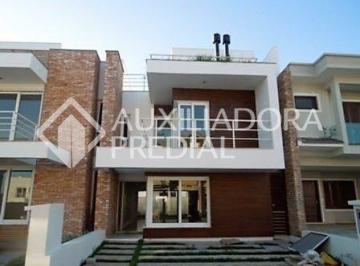01 · Belíssima casa