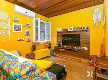 Casa · 200m² · 4 Quartos · Excelente casa , localizada no Centro Histórico