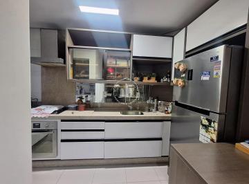 Apartamento · 65m² · 2 Quartos · 1 Vaga · Apartamento com 2 quartos sendo 1 suíte, 1 vaga. Capoeiras