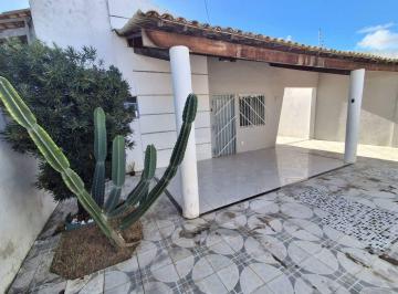 Casa · 149m² · 3 Quartos · 2 Vagas · Casa na Aruana em Aracaju/SE – Amplo Espaço e Próxima à Praia em Rua Tranquila