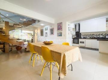 Casa · 262m² · 3 Quartos · 8 Vagas · Casa imperdível em Barão Geraldo