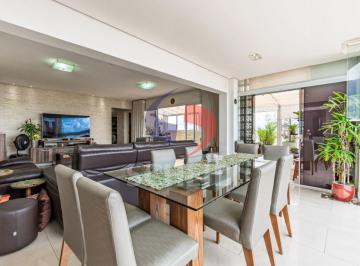 Apartamento · 221m² · 4 Quartos · 4 Vagas · Cobertura á Venda na Vila Gumercindo com 221m², 4 quartos sendo 2 suítes, 4 vagas.