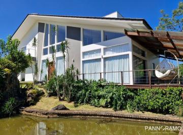 Casa · 290m² · 3 Quartos · 7 Vagas · Casa com 3 dormitórios para alugar, 290 m² por R$ 11.000,00/mês - Badenfurt - Bl