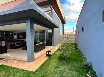 Casa · 383m² · 4 Quartos · 2 Vagas · Casa em Condomínio 4 suítes para venda no Condomínio do Lago - Goiânia