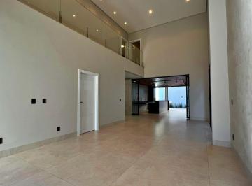 Apartamento · 330m² · 4 Quartos · 4 Vagas · Sobrado 4 Suítes, 330 m² c/ Armários à Venda no Condomínio Aldeia do Sol