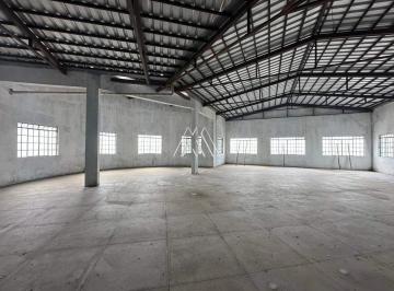 Comercial · 320m² · Alugo galpão comercial em Itaúna com excelente localização!!