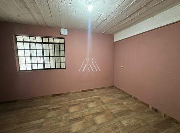 Casa · 230m² · 6 Quartos · 2 Vagas · Alugo Casa com 07 quartos no Bairro Universitário- Itaúna/MG!!