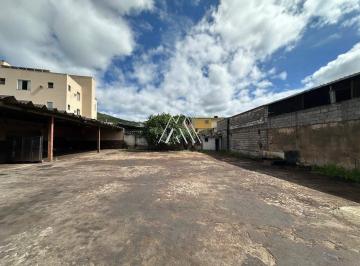 Comercial · 800m² · Alugo galpão em Itaúna com excelente localização!!