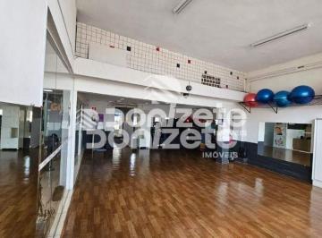 Comercial · 654m² · Salão Comercial de 654 m² em Vila Curuçá, Santo André – Financiamento Aceito, Ocupado