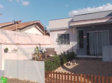 Casa · 68m² · 3 Quartos · 1 Vaga · Casa com 3 quartos no Bairro Bateas