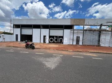 Comercial · 226m² · 4 Vagas · Galpão para alugar, Santa Mônica - Uberlândia/MG - Rotina Imobiliária