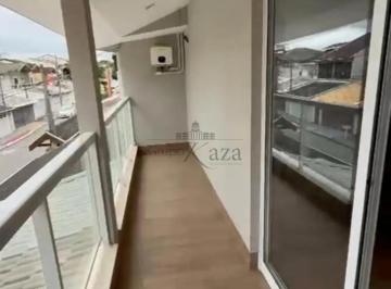 Casa de 4 quartos, São José dos Campos · Oportunidade - Casa Sobrado - Residencial De Ville - 4 Dormitórios - 150m².
