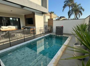 Casa · 250m² · 3 Quartos · 2 Vagas · Casa Condomínio - Urbanova - Condomínio Altos da Serra III - 3 Dormitórios - 330,00m². PORTEIRA FECH