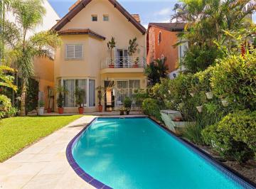 Casa · 396m² · 4 Quartos · 3 Vagas · CASA COM 4 QUARTOS NO ALTO DA BOA VISTA!!!