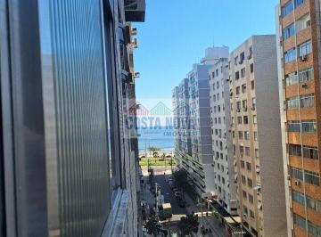 Apartamento · 136m² · 3 Quartos · 1 Vaga · Excelente apartamento à venda na Ponta da Praia, com 136 m², andar alto e vista parcial do mar