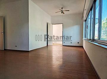 Casa · 173m² · 3 Quartos · 5 Vagas · Casa à Venda com 3 Quartos no Rolinópolis - 5 Vagas