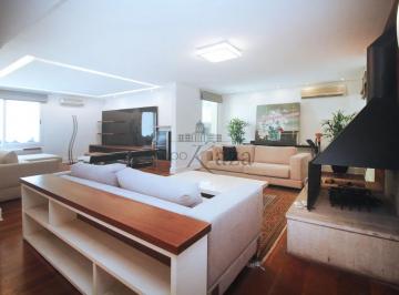 Casa · 400m² · 5 Quartos · 3 Vagas · Casa Padrão - Alto de Pinheiros - 5 Dormitórios - 400m².