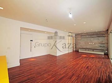 Apartamento · 158m² · 3 Quartos · 3 Vagas · Apartamento -Itaim Bibi - 3 Suítes - 158m².