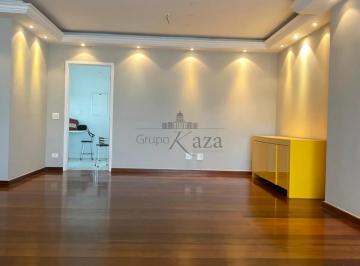 Apartamento · 196m² · 3 Quartos · 3 Vagas · Apartamento - Real Parque - 3 Suítes - 196m².